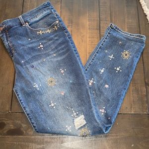 Fun sparkly pair of Chico’s Girlfriend Jeans 💎